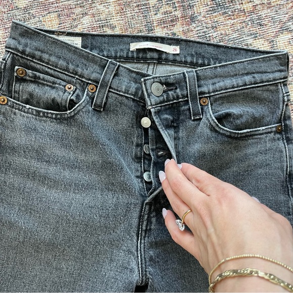 Levi’s Wedgie Straight Jean, 26 - Picture 5 of 6
